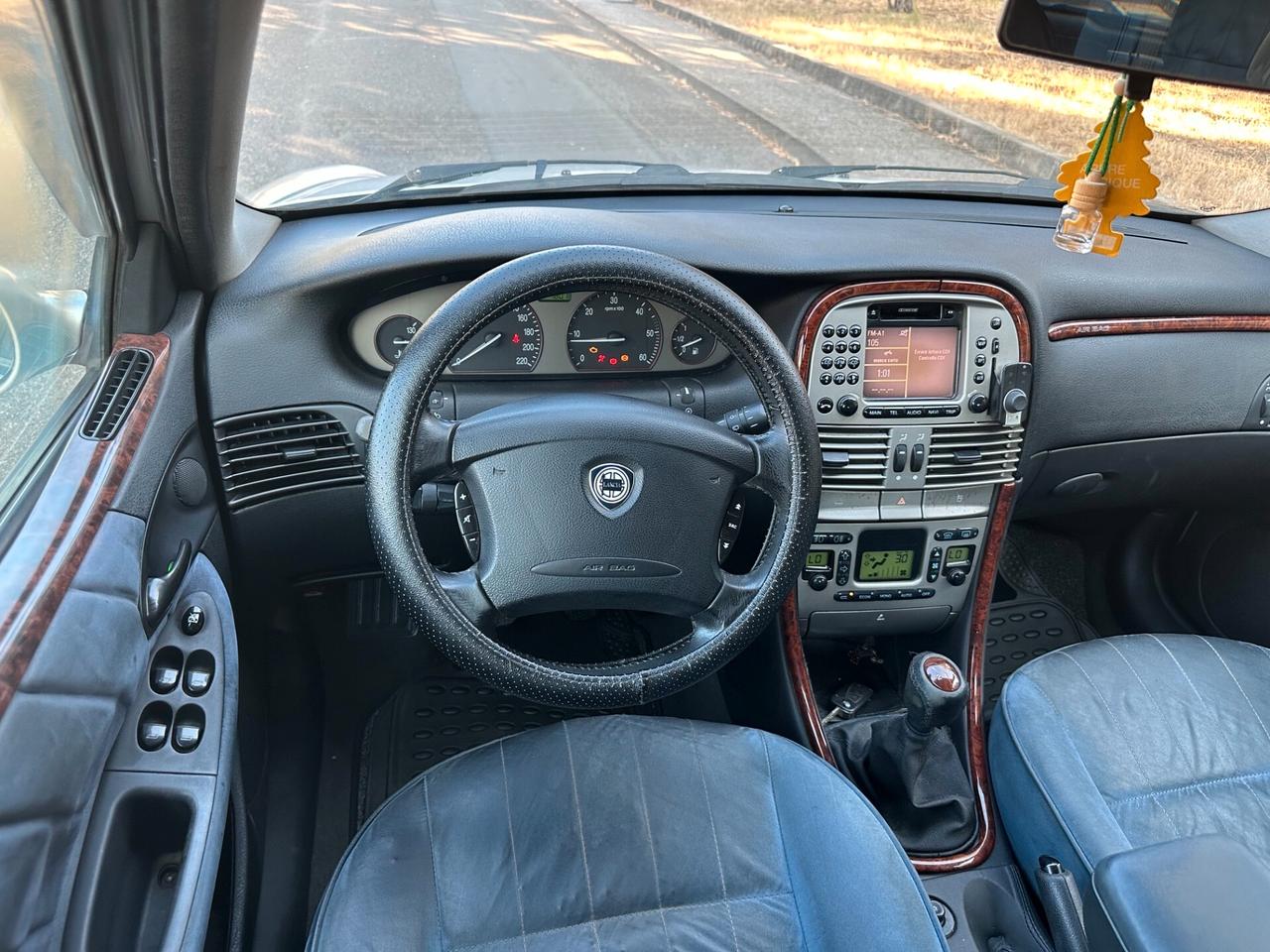 Lancia Lybra 1.9 JTD Station Wagon LX
