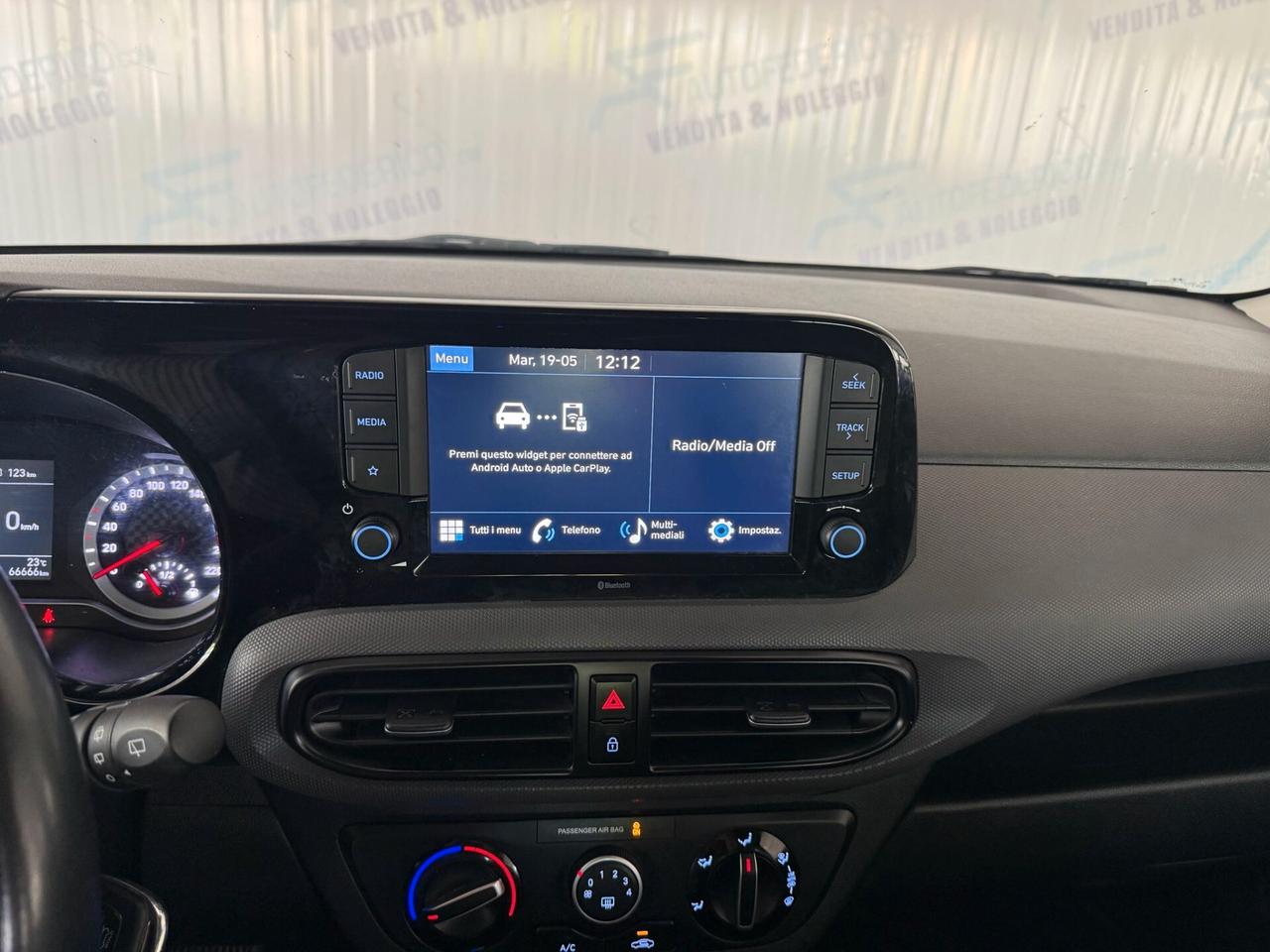 Hyundai I10 1.0 Benz. Automatica
