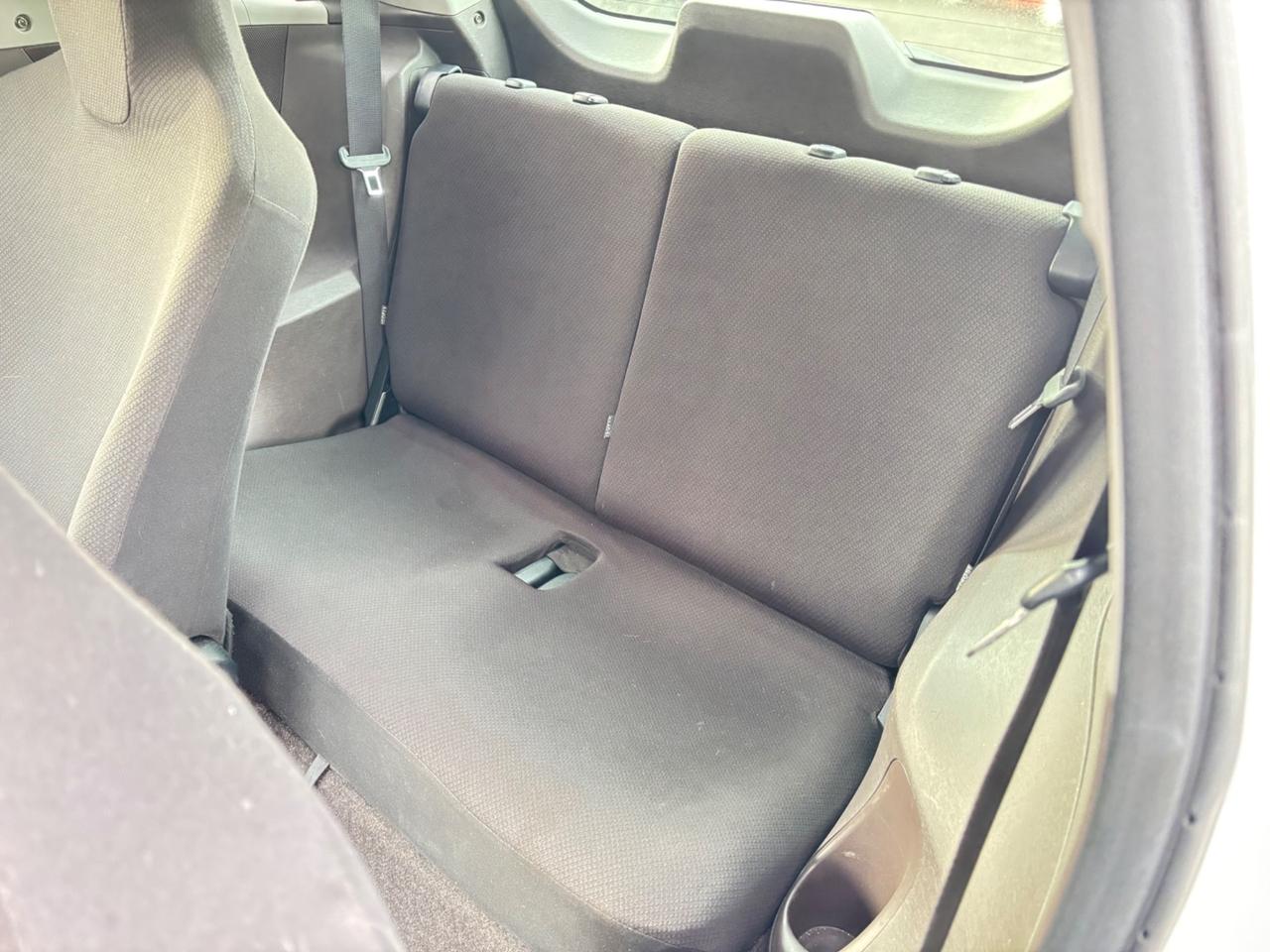 Toyota iQ 1.4 diesel 90 cavalli