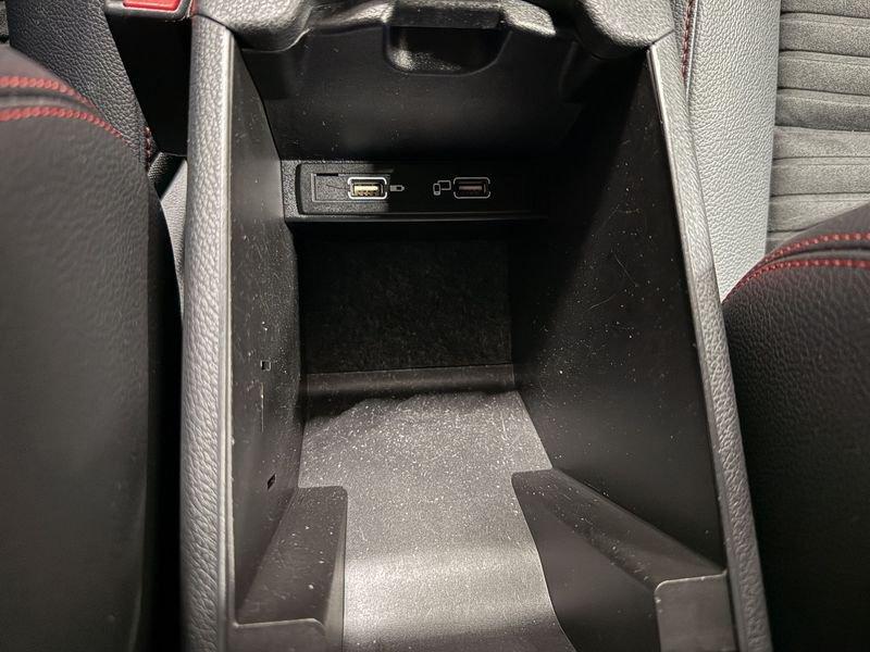 Mercedes-Benz GLA GLA 200 Premium AMG Night Edition