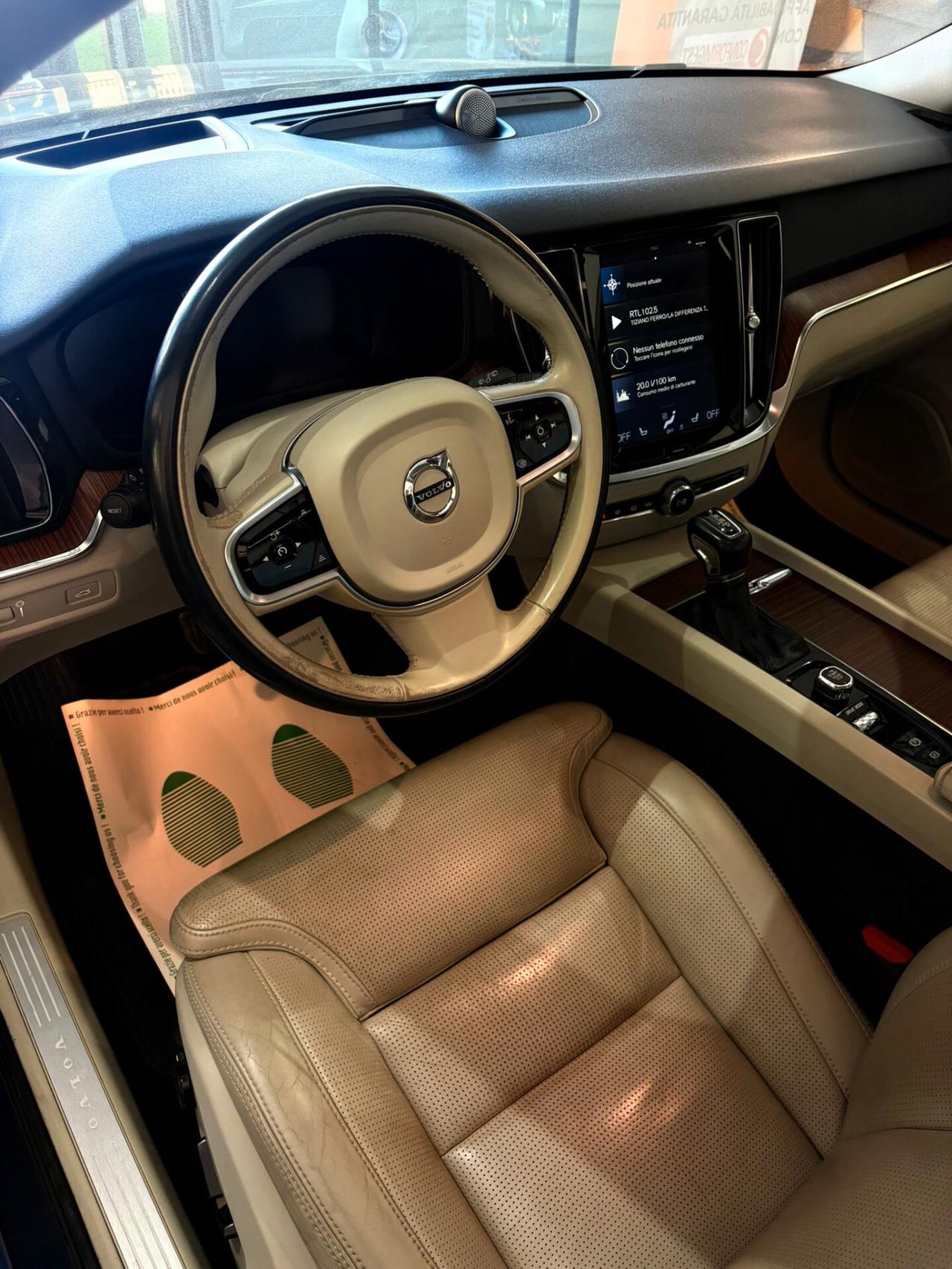 Volvo V60 D4 Geartronic R-design