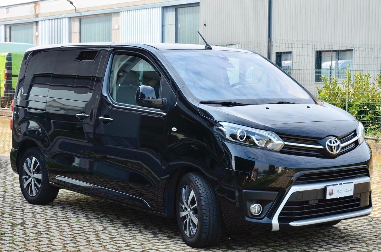TOYOTA PROACE VERSO 1.5d 120cv LUXURY COMPACT 8 POSTI, UNICOPROPRIETARIO, TETTO, UFF ITALIANA, EURO 6D, NAVI, RETROCAMERA 360°, PERMUTE