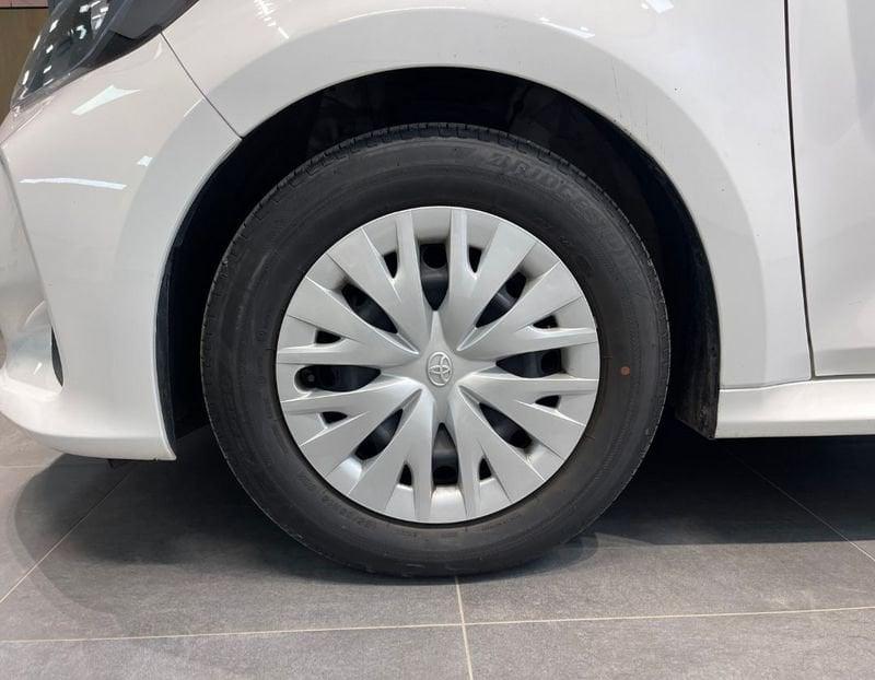 Toyota Yaris 1.0 5 porte Active