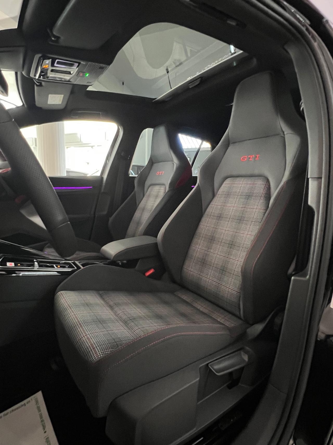 Volkswagen Golf 8.5 GTI 2.0 TSI
