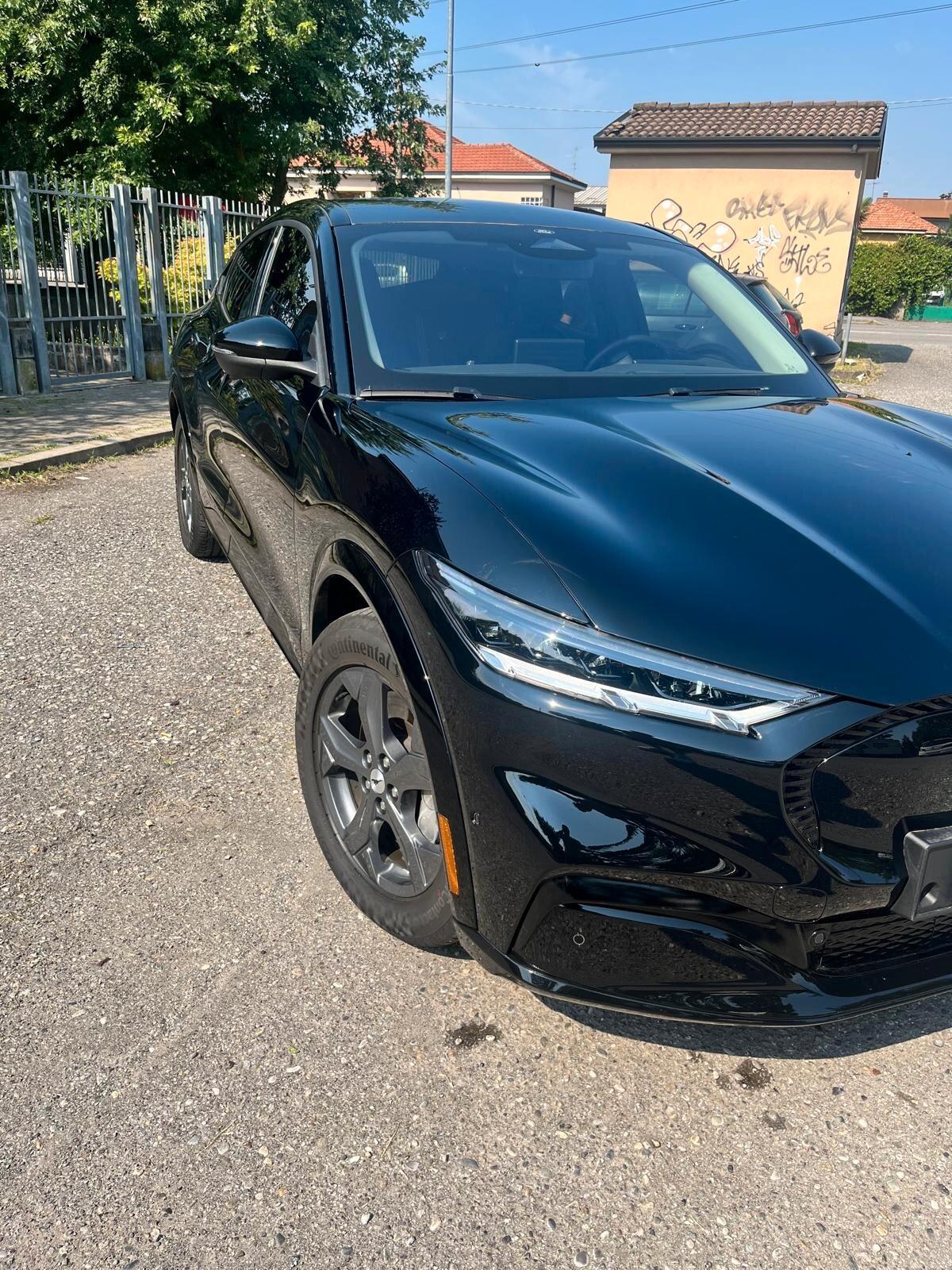 Ford Mustang Mach-E AWD Elettrico Extended 487CV GT MILANO