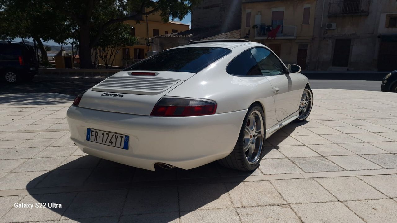 Porsche 911 2001 photo 2