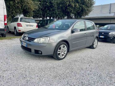 VOLKSWAGEN GOLF V - COMFORTLINE