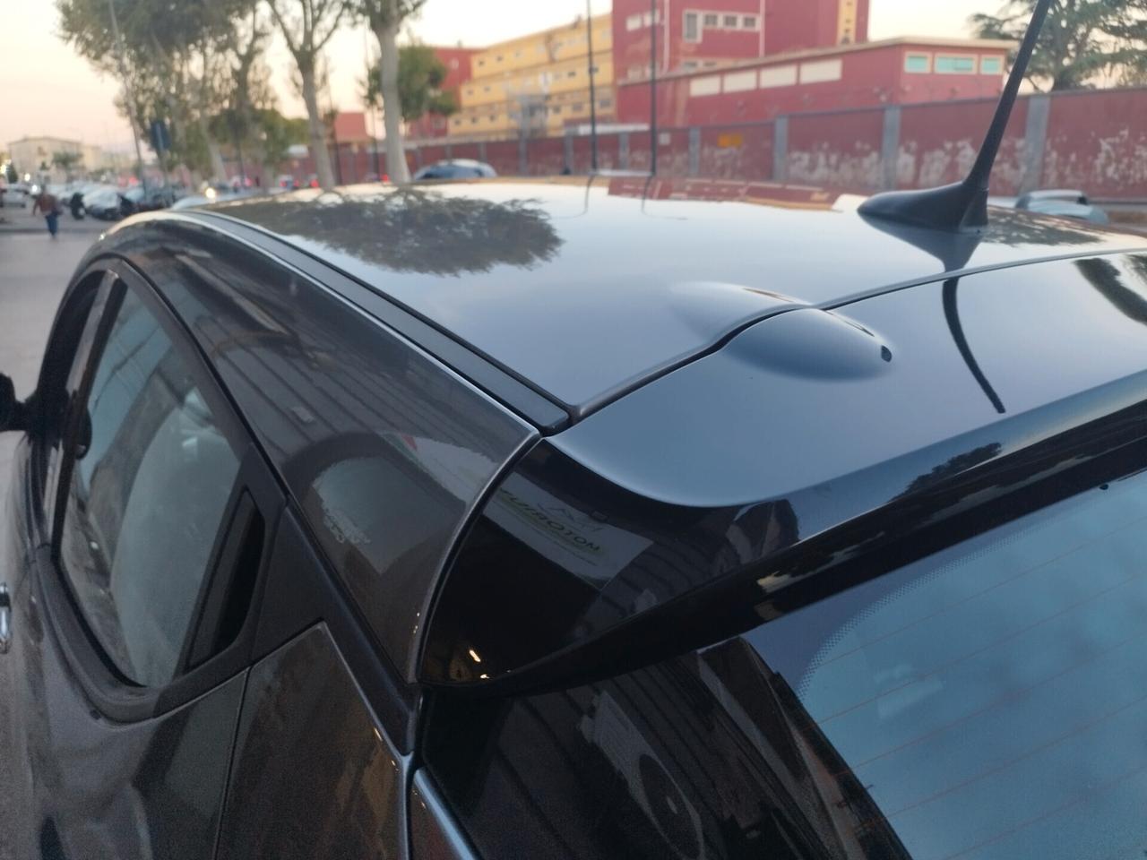 Lancia Ypsilon 1.0 Hybrid Gold