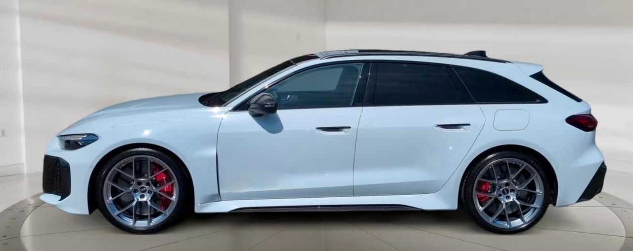 Audi RS5 avant