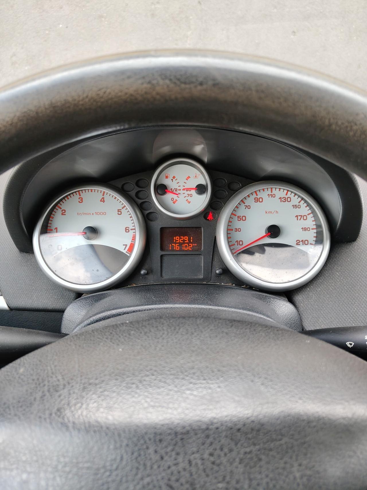 Peugeot 207 1.4 8V 75CV 5p. X Line ECO GPL