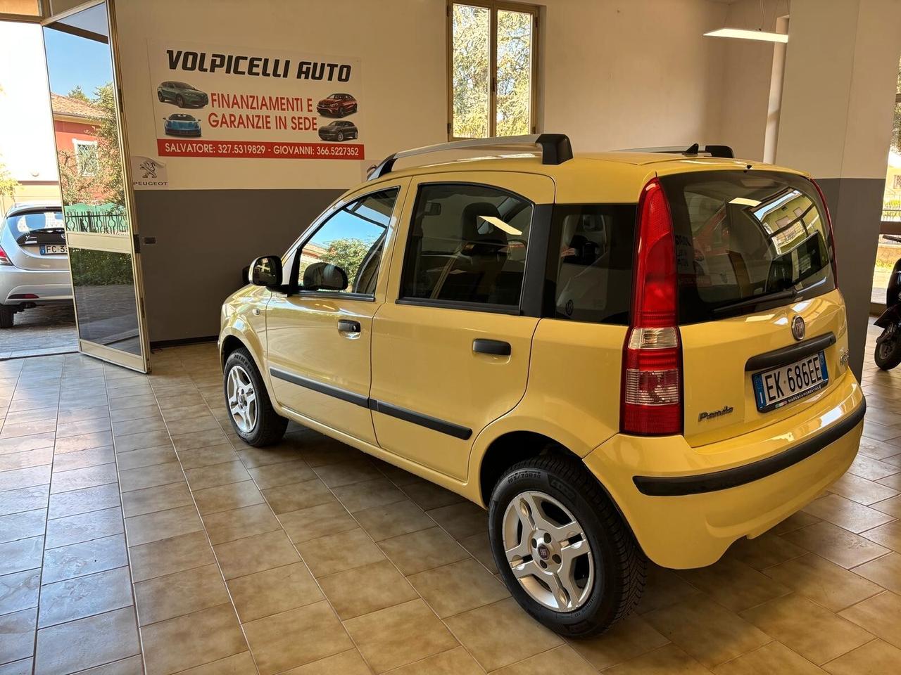 FIAT PANDA ANNO 2011 BZ METANO ADATTA NEOPATENTATI KM 122 MILA