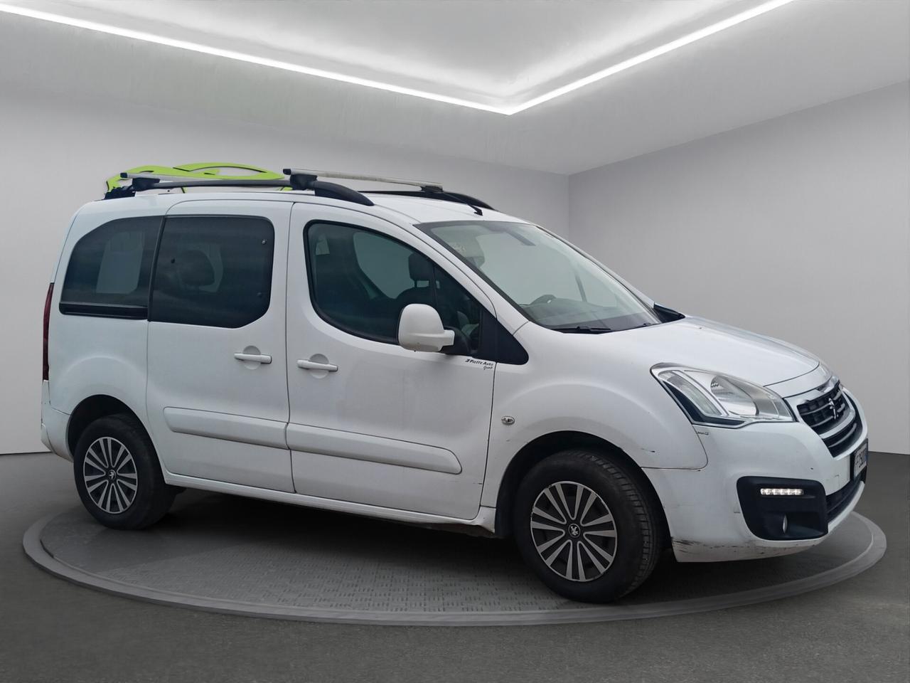 Peugeot Partner Tepee Mix BlueHDi 120 S&S Active