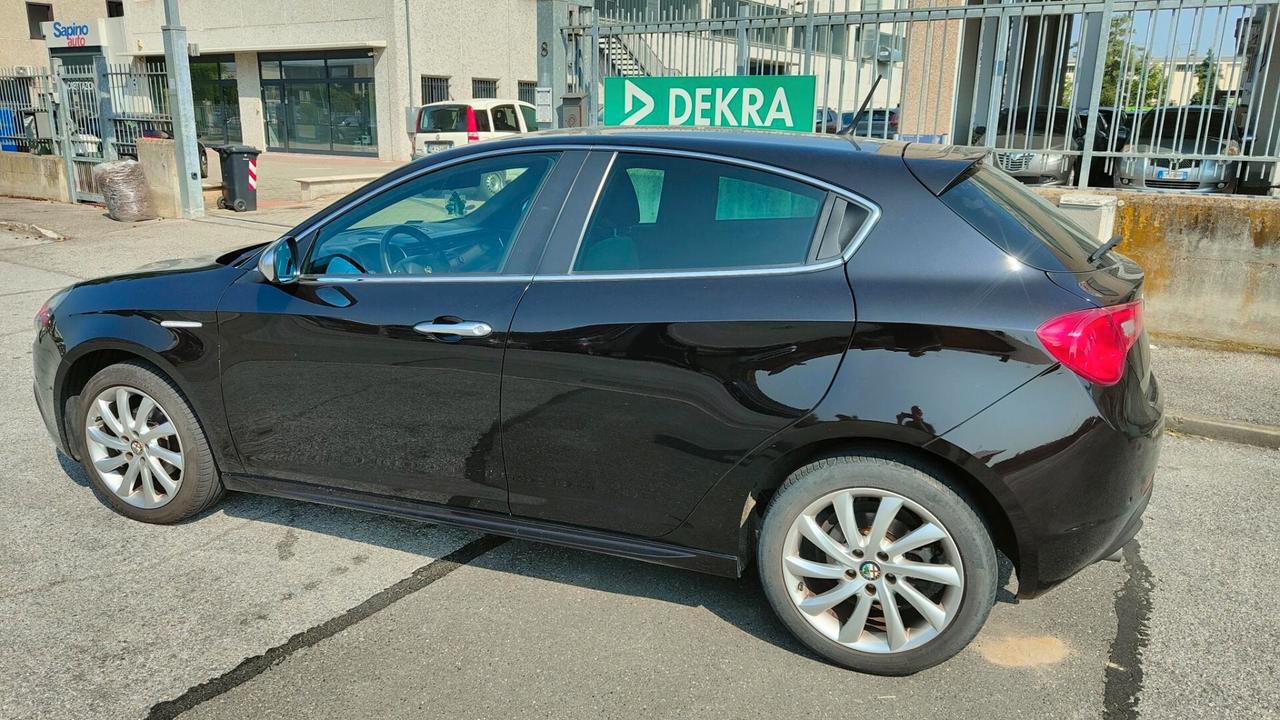 Alfa Romeo Giulietta 1.4 Turbo MultiAir Distinctive