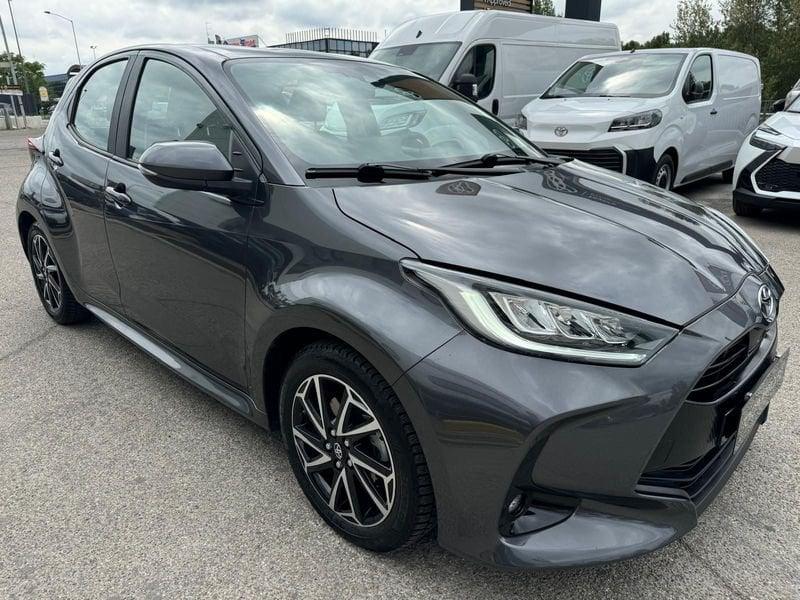 Toyota Yaris Hybrid Trend MY22