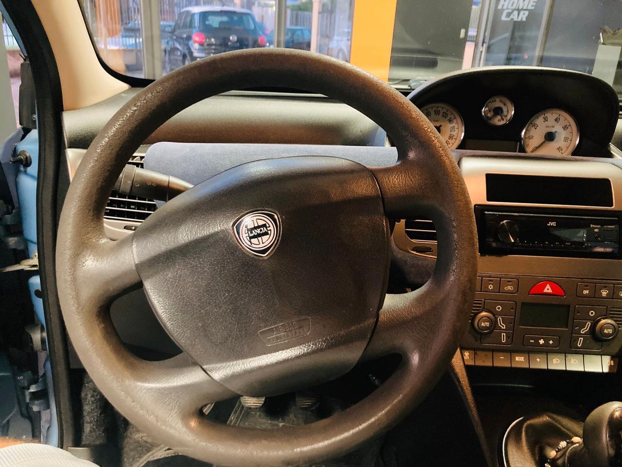 Lancia Ypsilon 1.3 Multijet 16V Platino