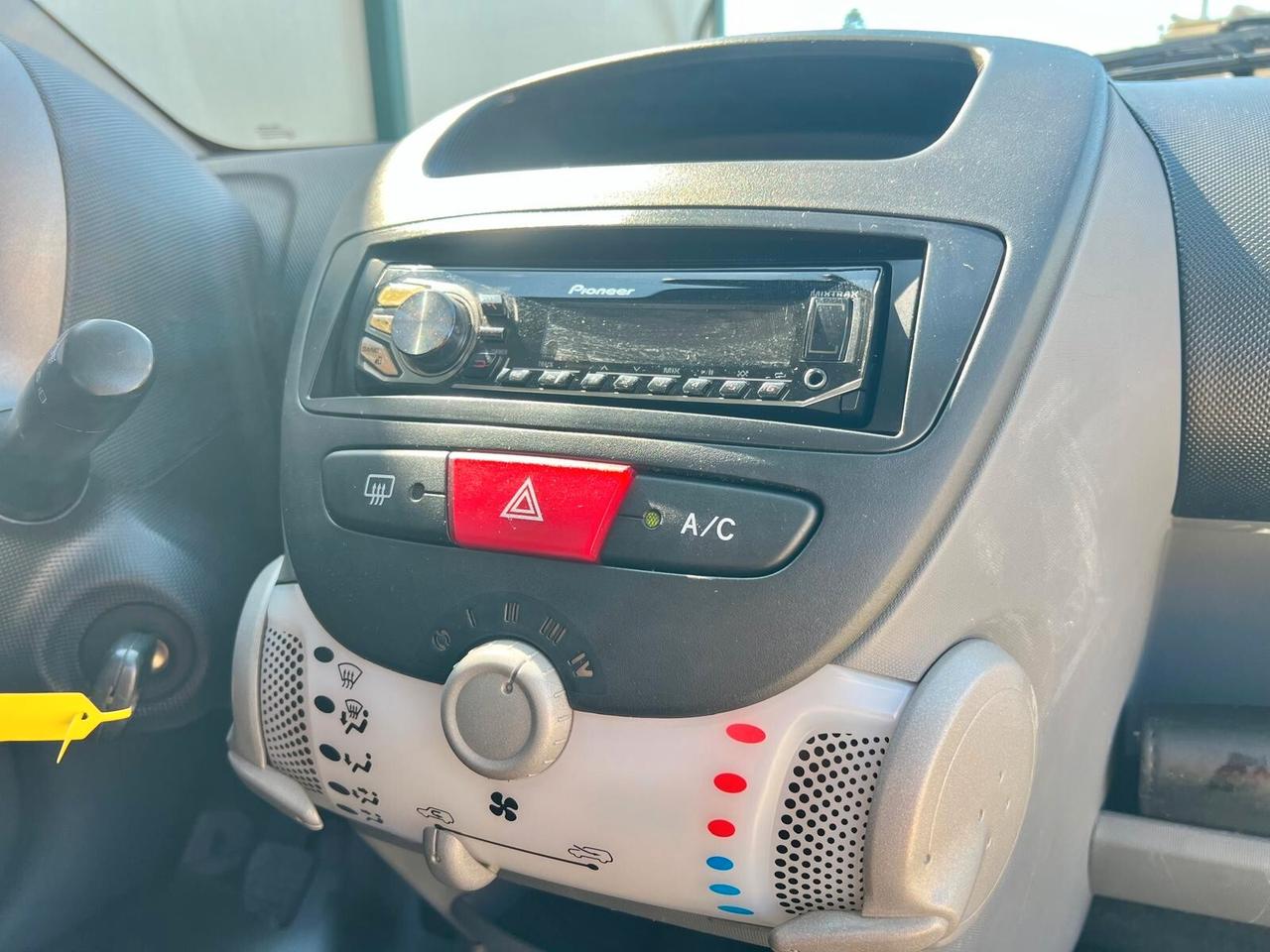 Toyota Aygo 1000 benzina ok neopatentati