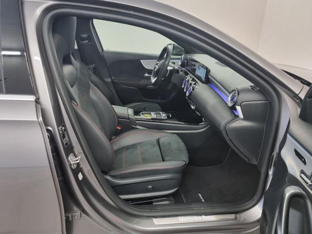 MERCEDES-BENZ A 180 Automatic AMG Line Premium Plus