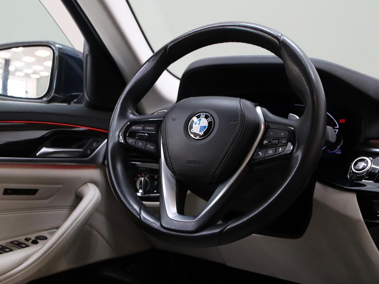 BMW 530d Serie 5 Touring Luxury mhev 48V auto IVA ESPOSTA