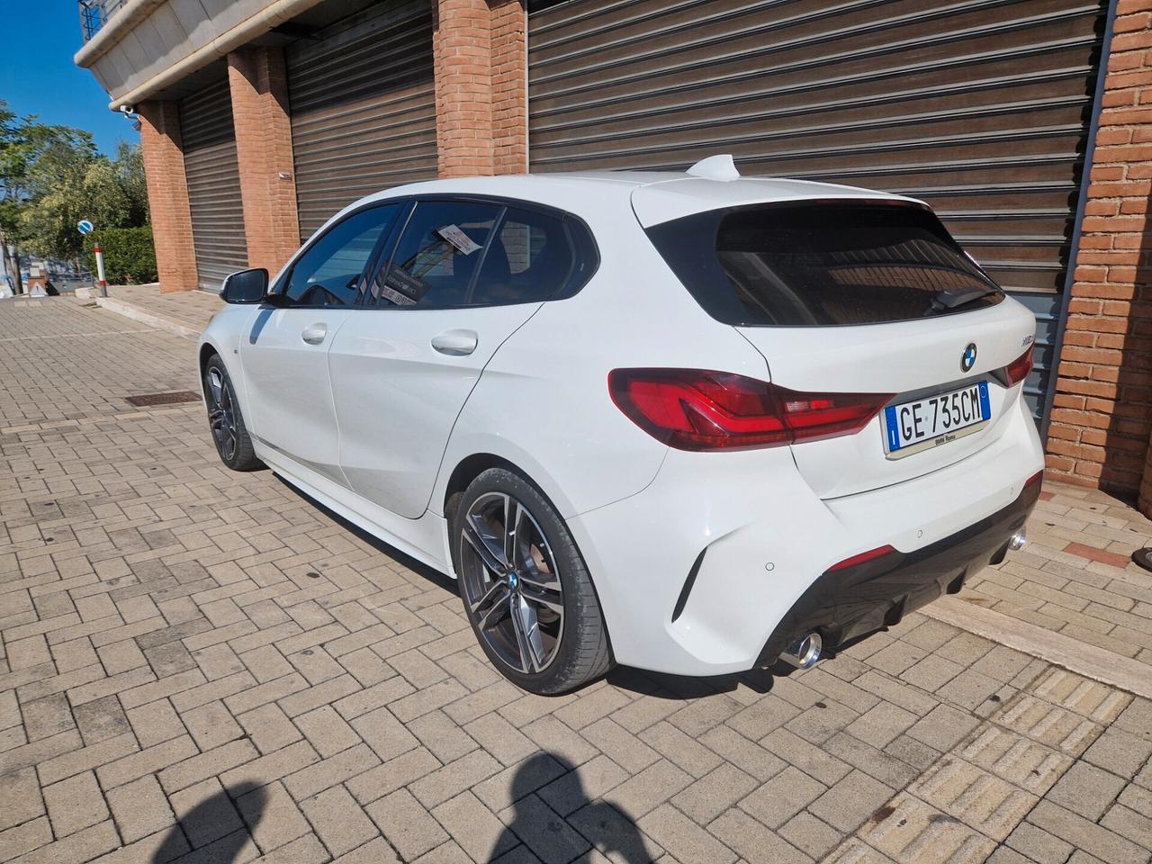 Bmw 118 118d 5p. Msport