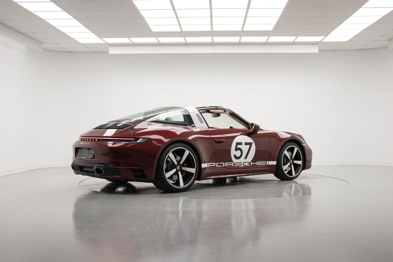 PORSCHE 911 TARGA 4S HERITAGE DESIGN E