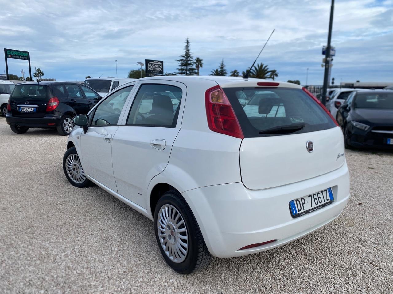 Fiat Grande Punto 1.2 5 porte Dynamic NEOPATENTATI UNICO PROPIETARIO