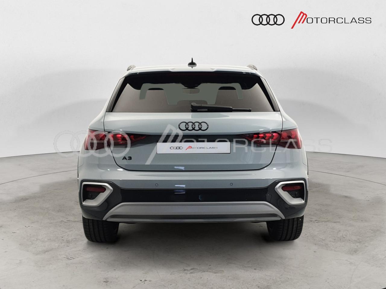 Audi A3 allstreet 30 2.0 tdi identity contrast s tronic