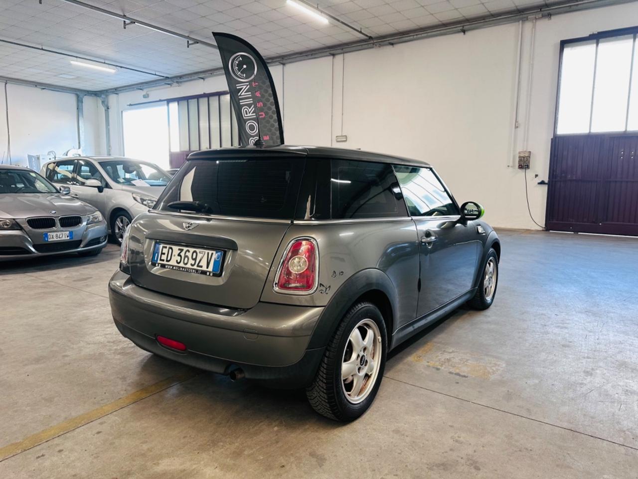 Mini 1.6 16V One (72kW)