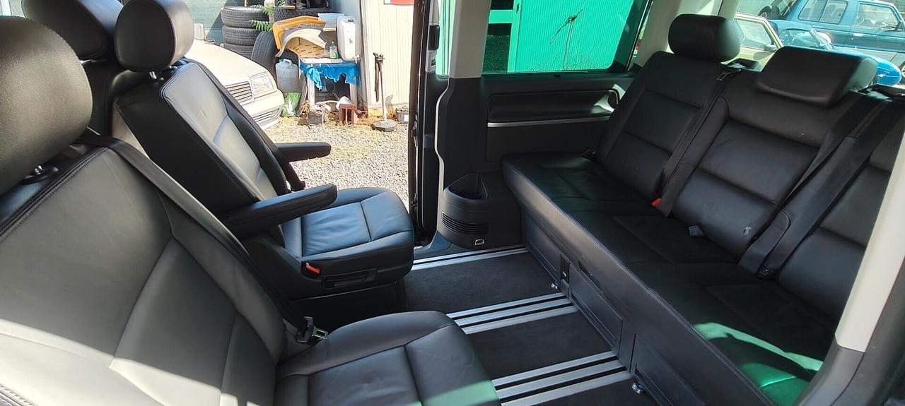 Volkswagen Multivan 2.0 BiTDI 180CV DSG Highline