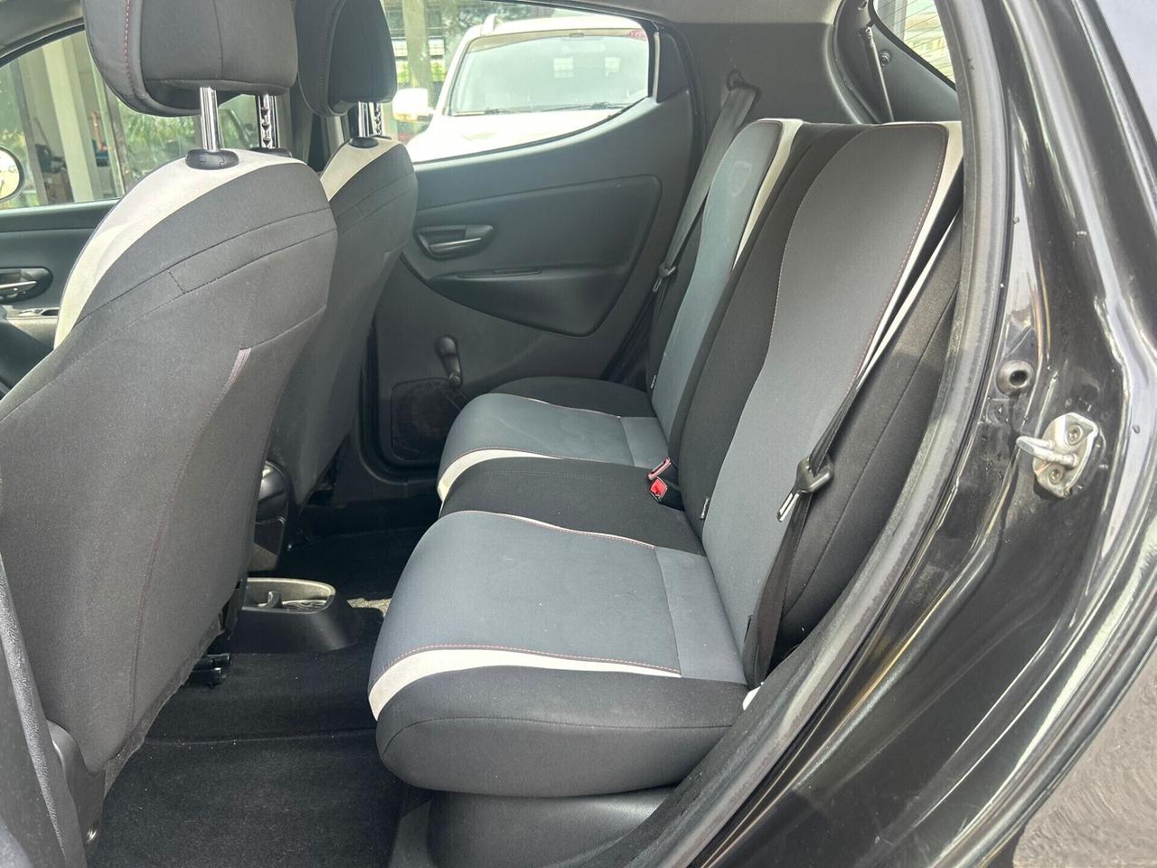 Lancia Ypsilon 1.3 MJT 16V 95 CV 5 porte S&S Elle