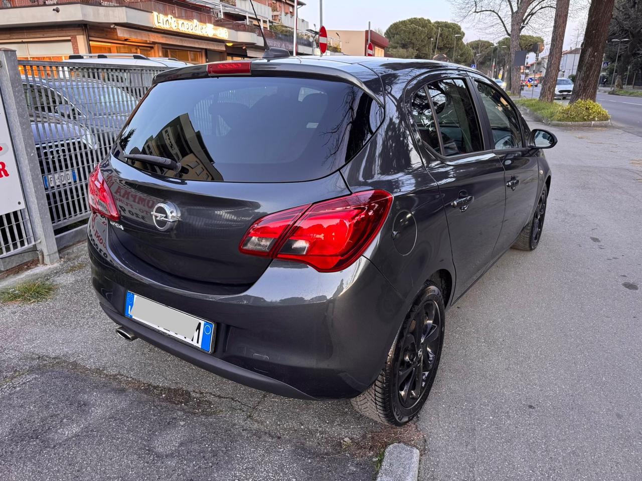 Opel Corsa 1.2 5 Porte Neopaten garanzia 12 mesi