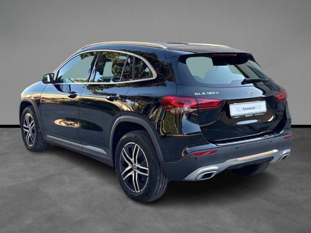 MERCEDES-BENZ GLA 180 d Automatic Sport
