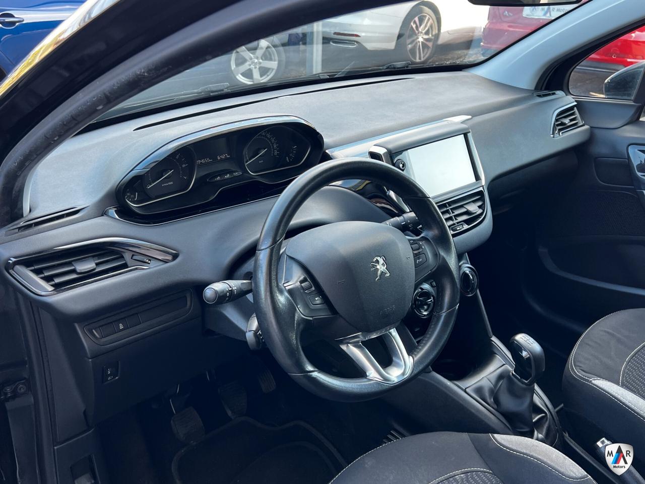Peugeot 208 PureTech 82 5 porte Allure
