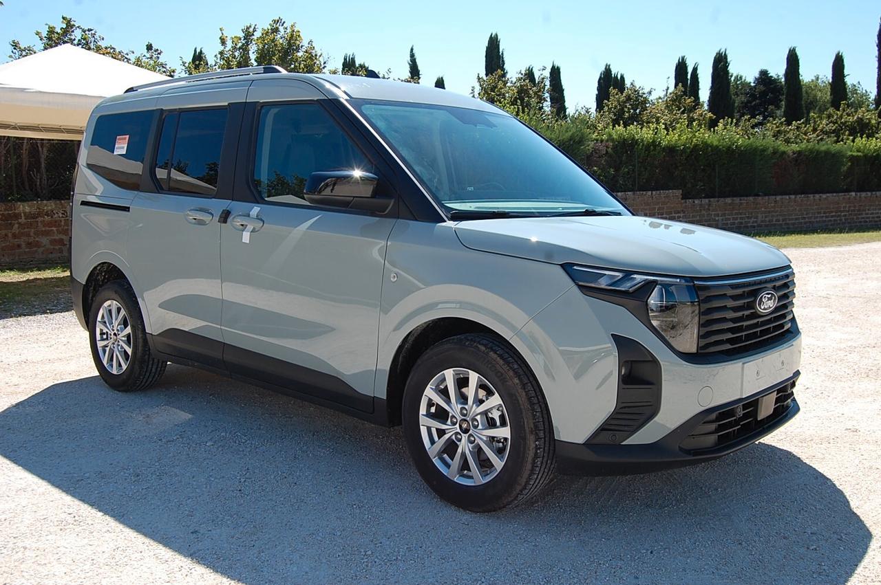 Ford Tourneo Courier 1.0 EcoBoost Titanium