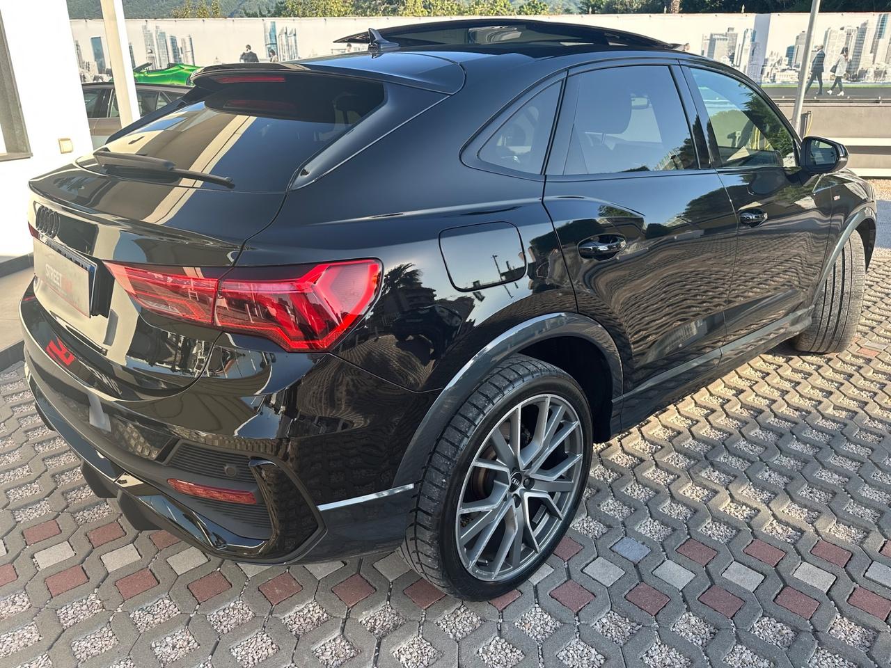 Audi Q3 35 TDI S tronic line edition