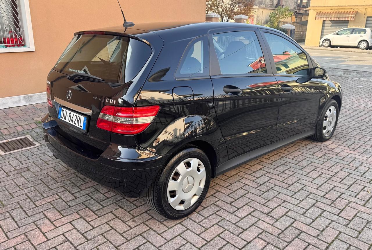 Mercedes-benz B 180 CDI Ok Neopatentati