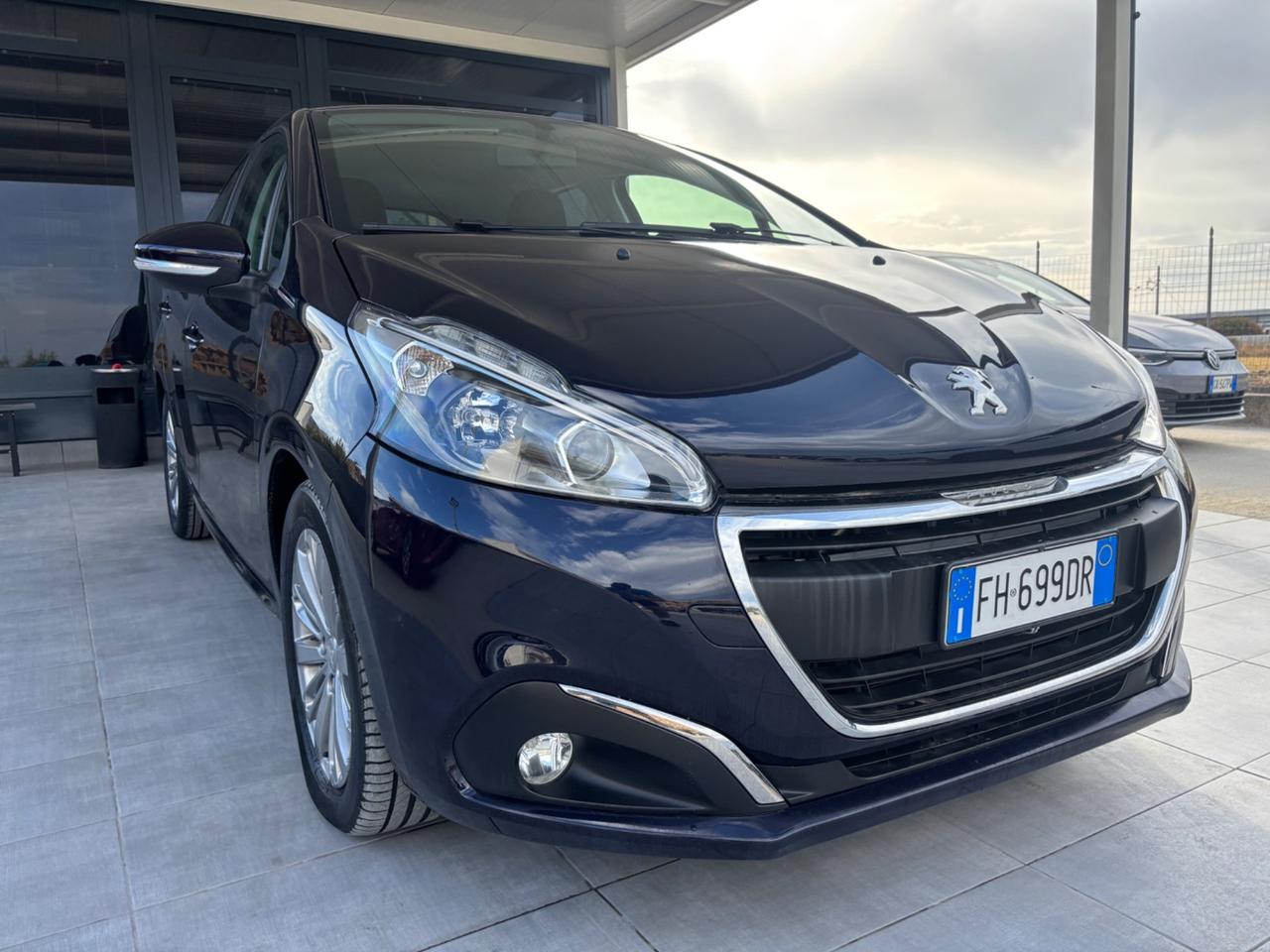 Peugeot 208 BlueHDi 75 5 porte Allure