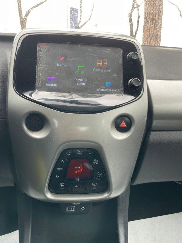 TOYOTA Aygo 1.0 VVT-i x-COOL MMT OK NEOPATENTATI