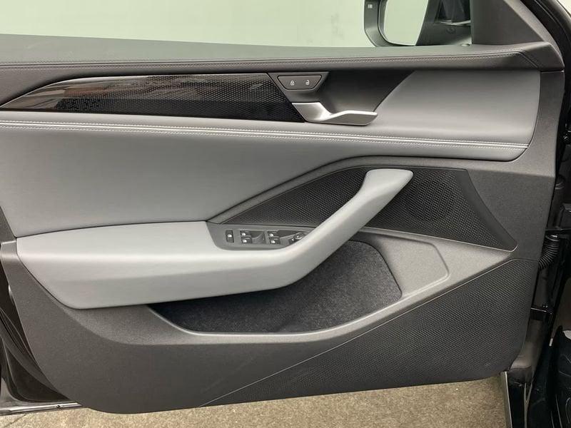 Volkswagen Passat Passat 2.0 TDI 150 CV SCR DSG Business NAVI ACC LED CAMERA