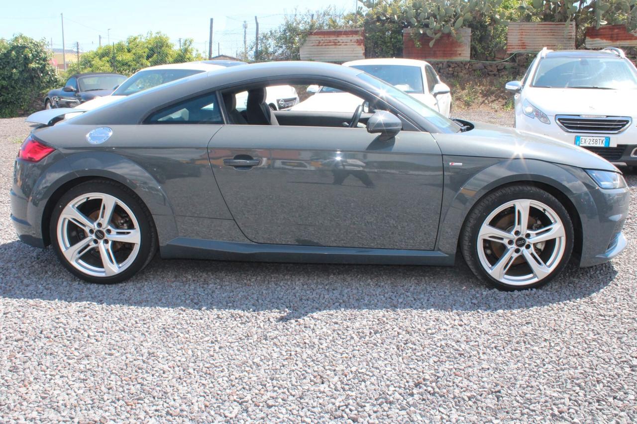 Audi TT Coupé 1.8 TFSI Design