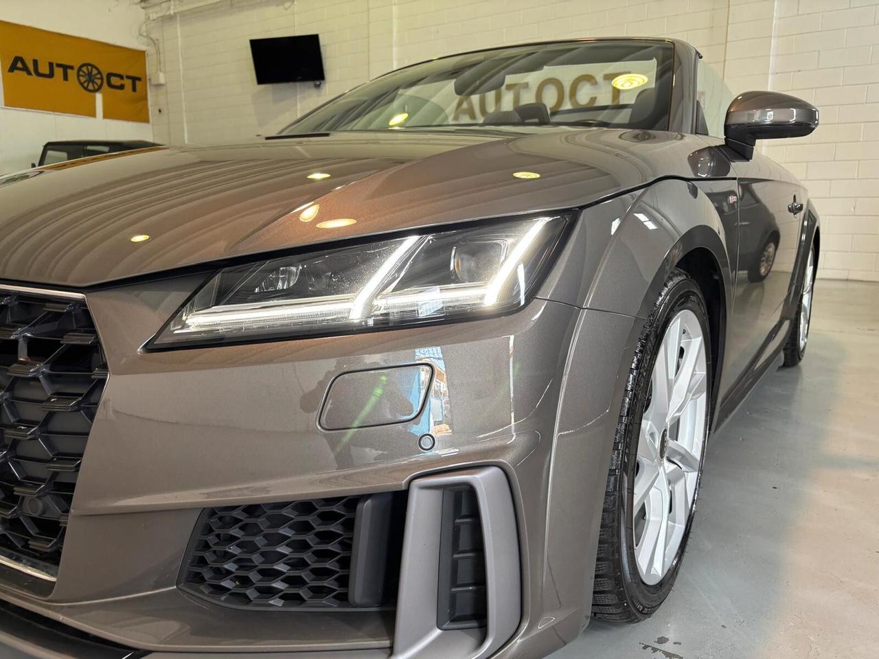 Audi TT Coupé 45 TFSI quattro S tronic S-LINE