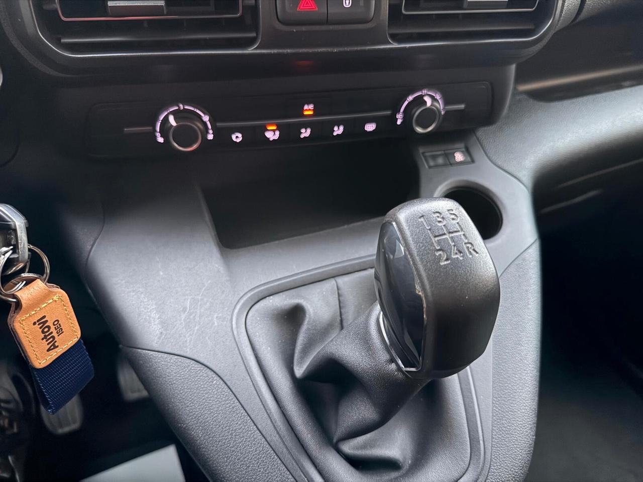 Toyota Proace City Verso 1.5D 100 CV S&S Short D Lounge *GANCIO DI TRAINO*