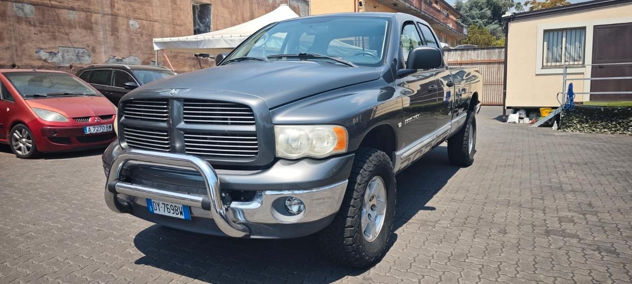 Dodge RAM 1500 SLT Long Cab 5.9 CC V8