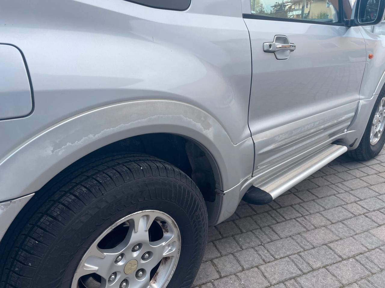 Mitsubishi Pajero 3.2 16V DI-D 3p. GLX