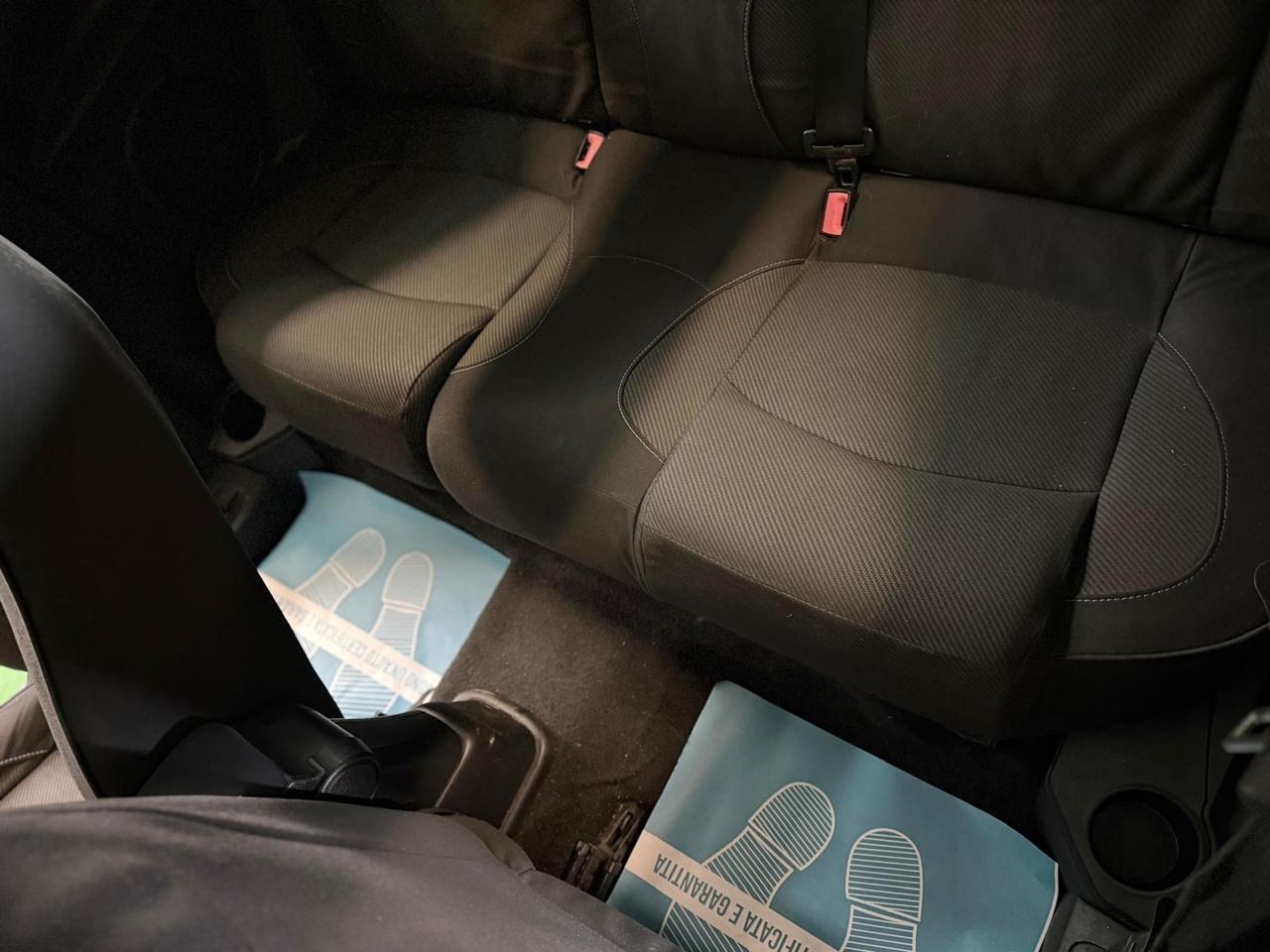 Alfa Romeo MiTo 1.4 105 CV M.air S&S Distinctive Sport Pack