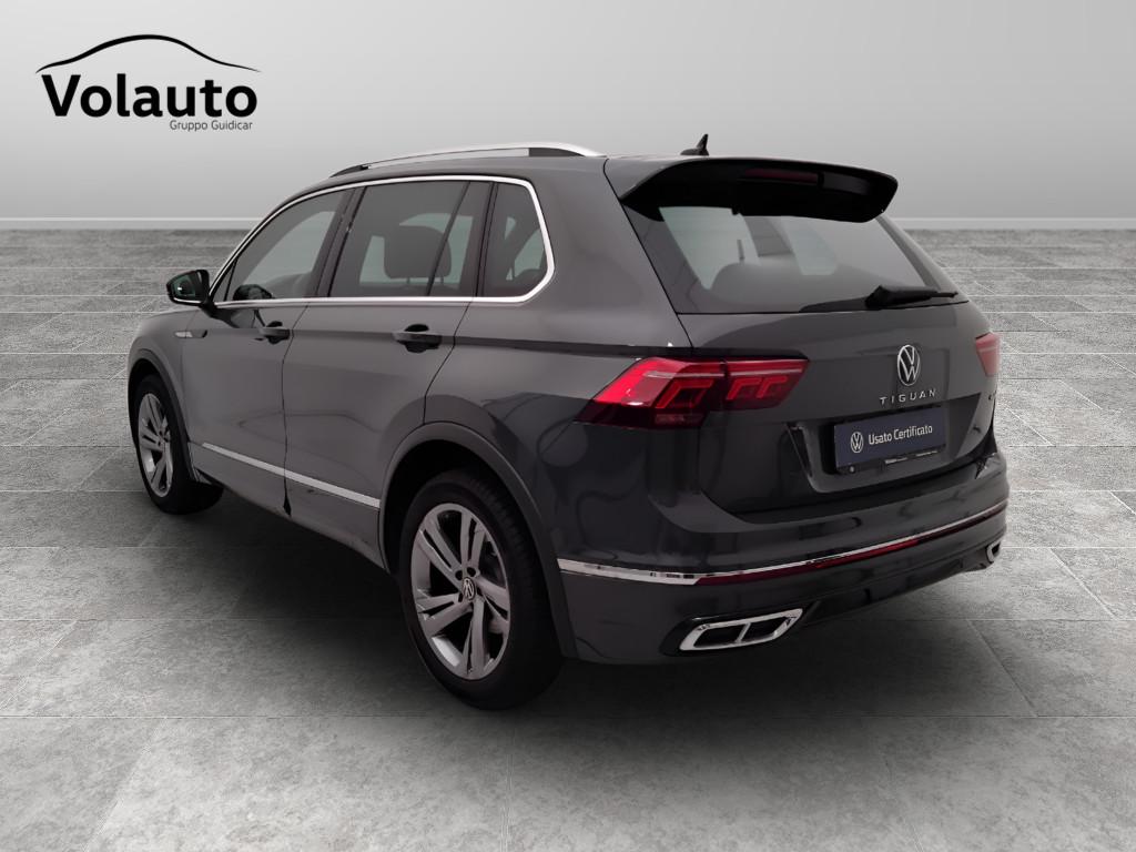 VOLKSWAGEN Tiguan II 2021 - Tiguan 2.0 tsi R-Line 4motion 190cv dsg