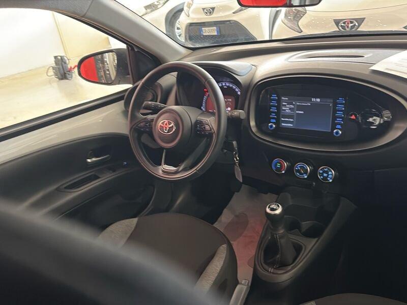 Toyota Aygo X Aygo X 1.0 VVT-i 72 CV 5 porte Active
