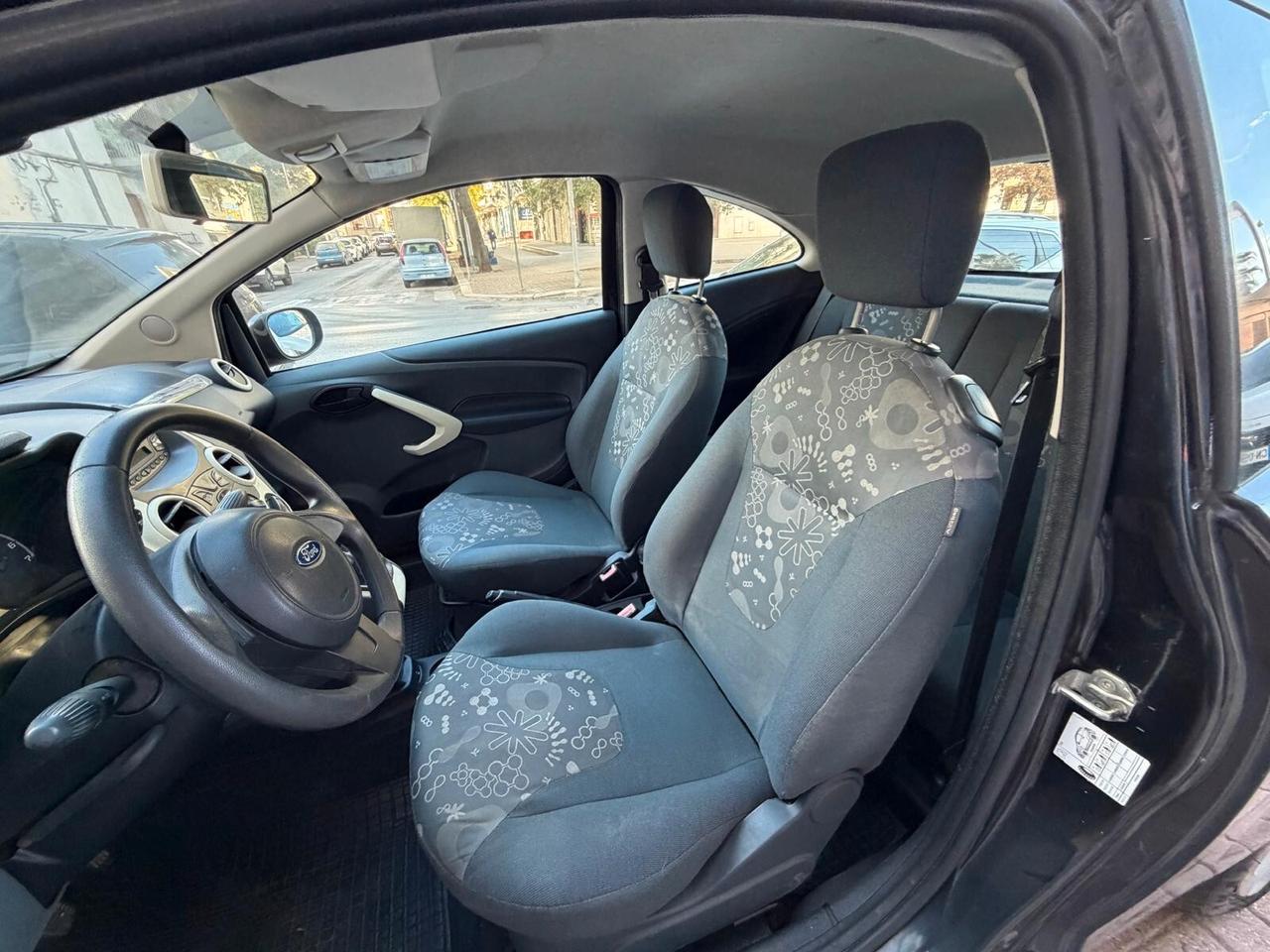 Ford Ka 1.3 TDCi 75CV Titanium cDPF