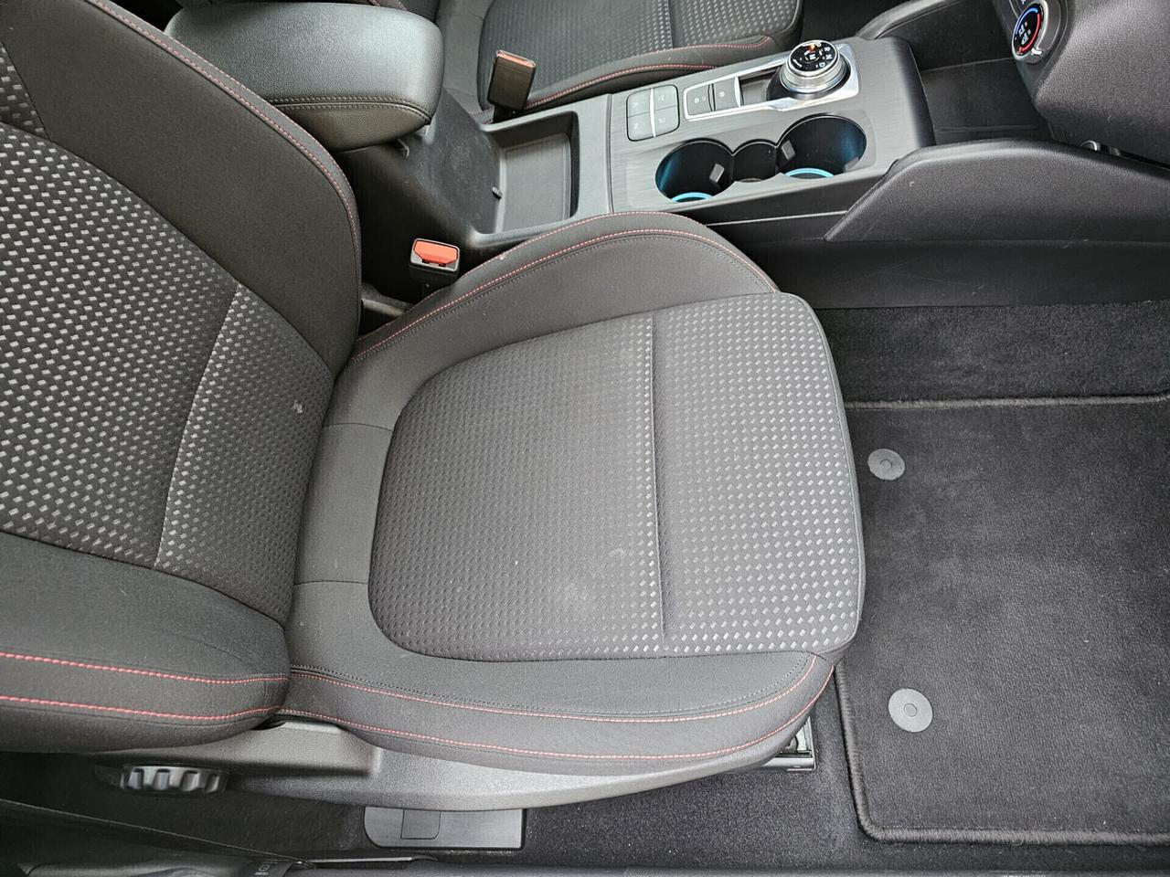 Ford Focus 2.0 EcoBlue 150 CV automatico SW ST-Line Co-Pilot