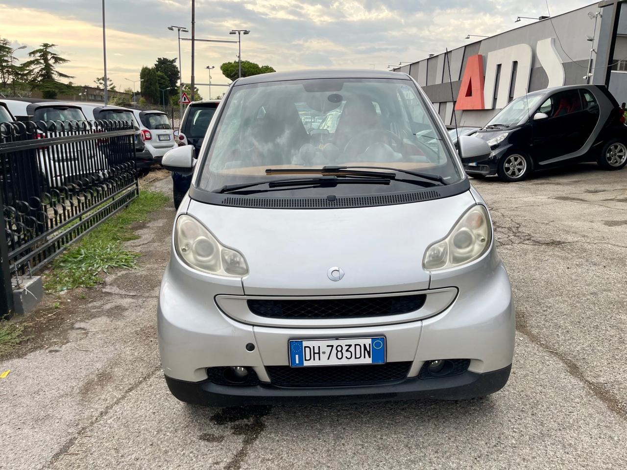 Smart ForTwo 1000 62 kW coupé passion
