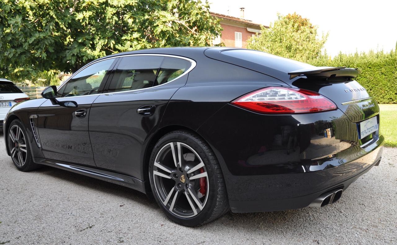 Porsche Panamera 4.8 Turbo S